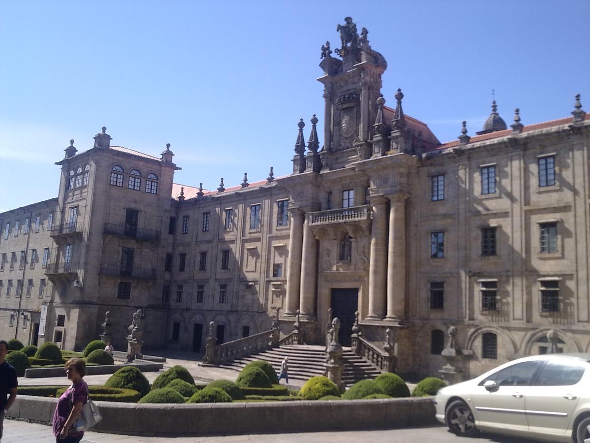 Apartamentos Casa De La Inmaculada Сантьяго-де-Компостела Экстерьер фото